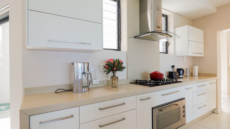 To Let 5 Bedroom Property for Rent in Pinnacle Point Golf Estate Western Cape